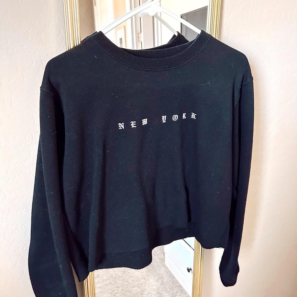 Brandy Melville Black Cropped Sweater